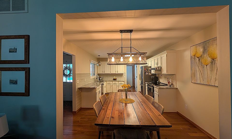 1032 Rosewood Ct, photo 5