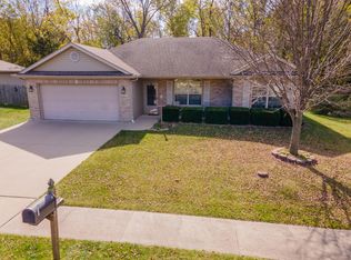 2514 Oakmeadows Dr, Columbia, MO 65202