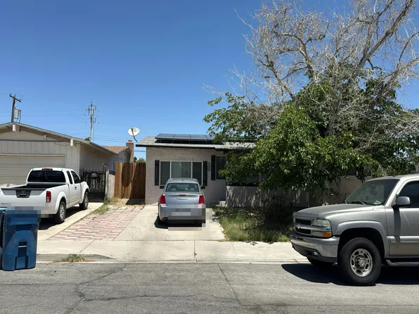 2812 Alcoa Ave, Las Vegas, NV 89102