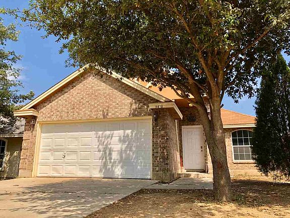 2nd image of 3610 Aguanieve Dr