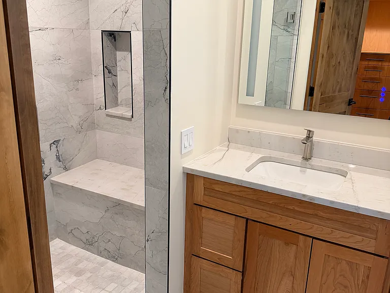 105 Sam St #105 — Photo 4