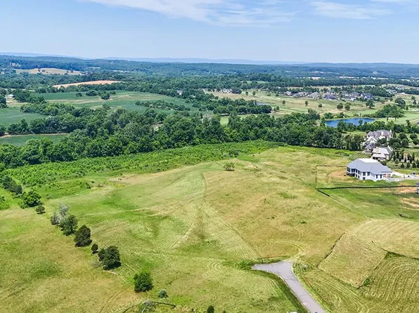 LOT 22902 94 Montjoy Ct, Leesburg, VA 20175