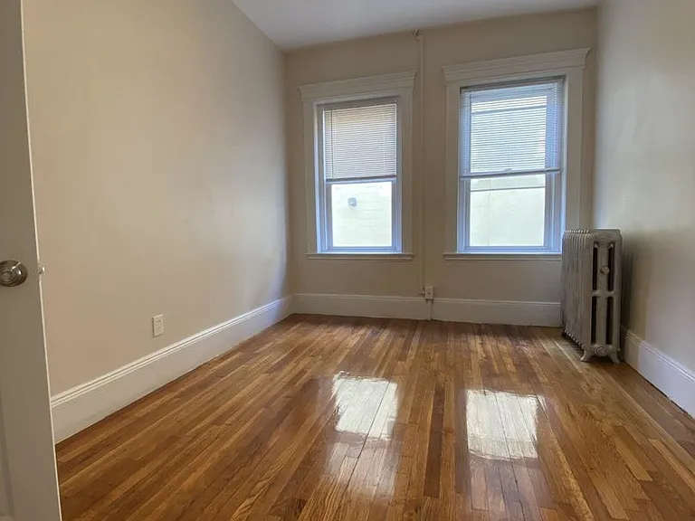 59 Brighton Ave #7G — Photo 3