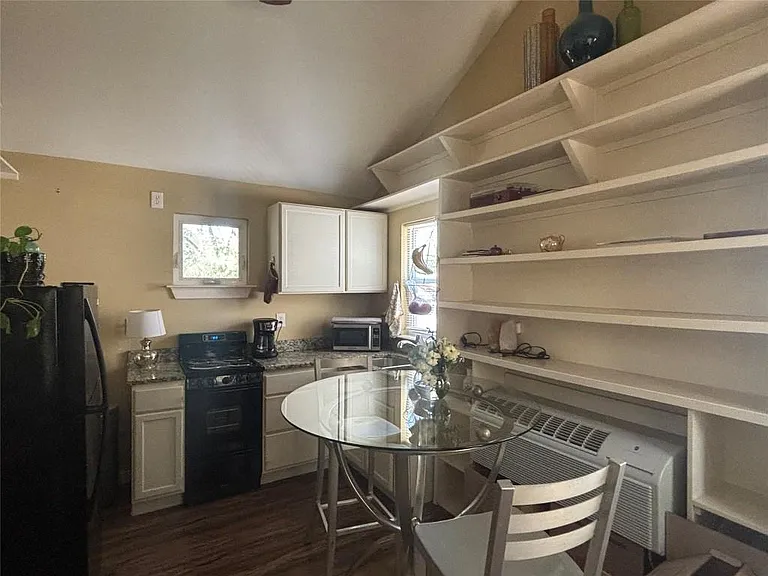 3308 Randolph Rd #B — Photo 6