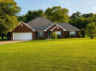 60011 Providence Ln, Smithville, MS 38870