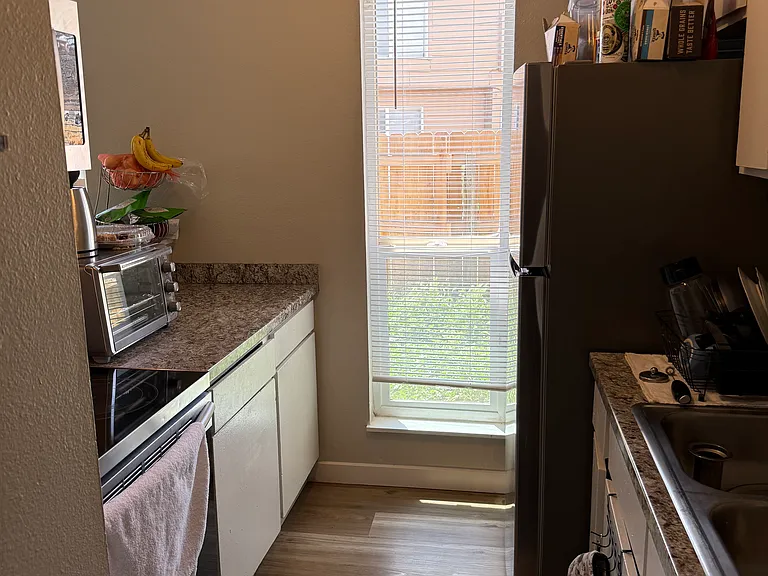 4330 Loomis Ave #2 — Photo 13