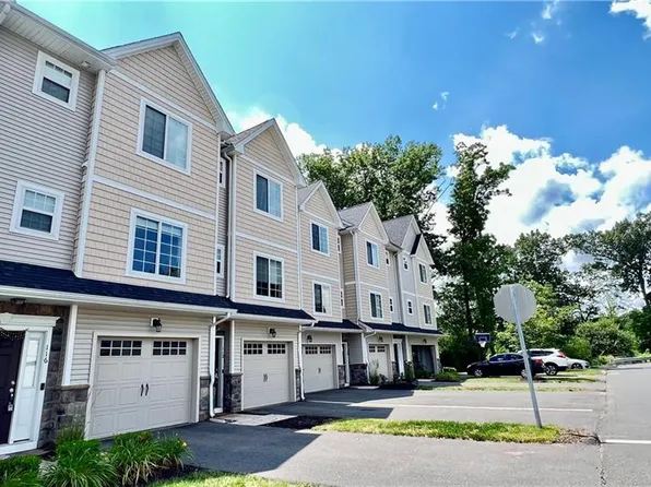 116 Pepin Pl #116, South Windsor, CT 06074