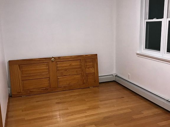 2nd image of 14541 22nd Ave Floor 2