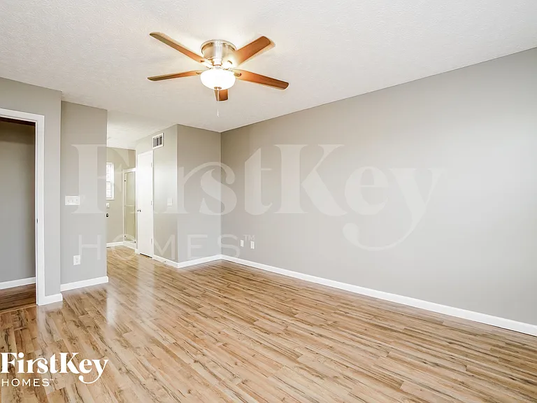 1388 Pepper Ln — Photo 11