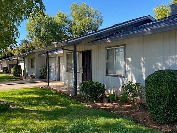 2nd image of 3596 Ricardo Ave