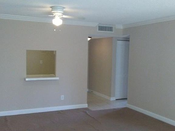 4th image of 2760 Coconut Bay Ln #221