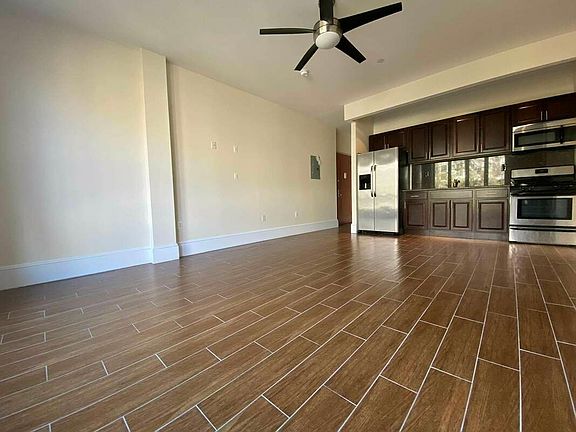 2nd image of 303 Stanhope St #D2c