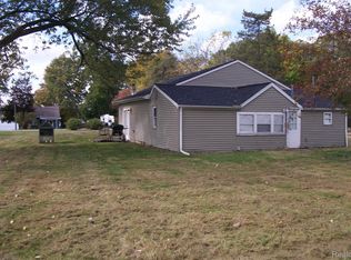 127 Batteese Lake Trl, Pleasant Lake, MI 49272