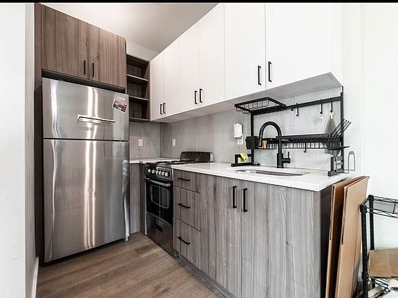 2nd image of 977 E 34th St #4F