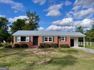 15 Dogwood Rd, Hazlehurst, GA 31539