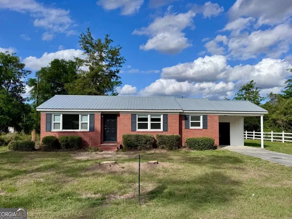 15 Dogwood Rd, Hazlehurst, GA 31539