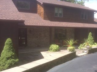 9 Bucknell Dr, Clarks Summit, PA 18411