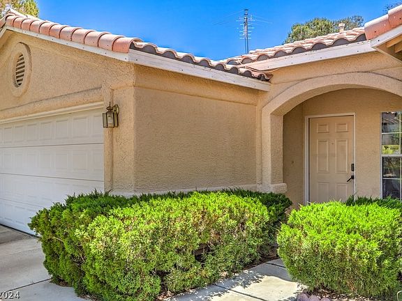 2nd image of 3145 Tarpon Dr