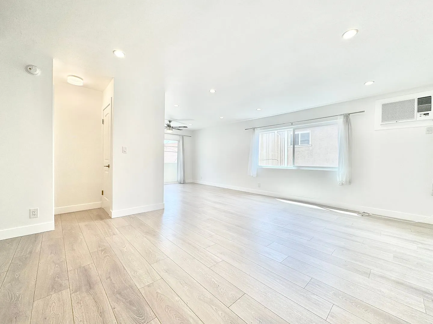 8616 Whitworth Drive — Photo 2