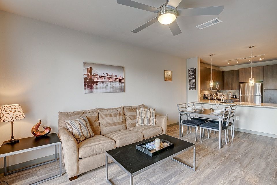 1st image of 1758 Wyndale St #323