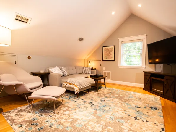 247 Savin Hill Ave #3, Dorchester, MA 02125