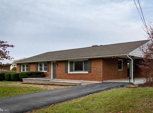 881 Shinham Rd, Greencastle, PA 17225