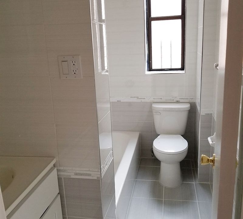 2nd image of 2737 Barker Ave APT N52