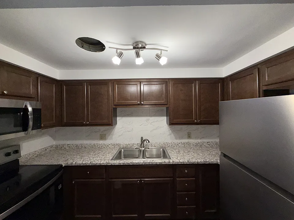 2401 Calypso Rd #5