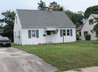 2633 Southampton Rd, Philadelphia, PA 19116