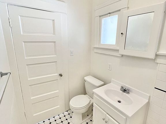 5th image of 2016-2020 E 3rd St #2018
