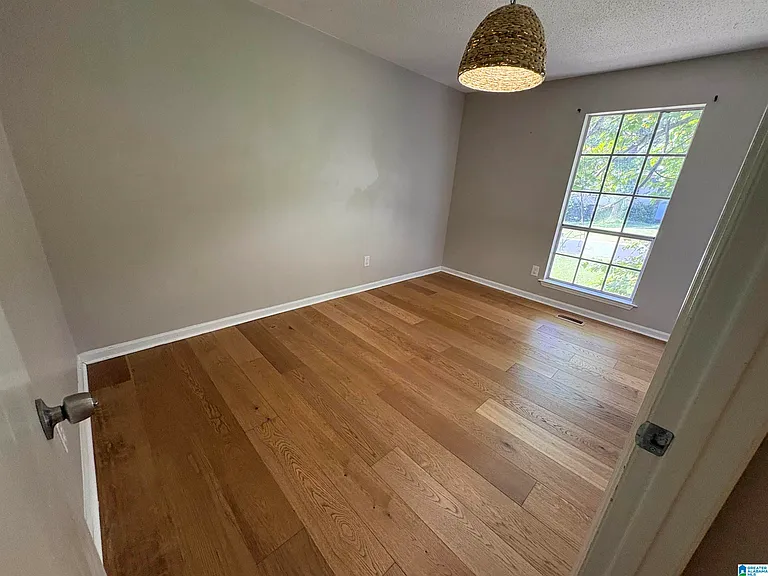 324 Willow Glen Ct — Photo 16