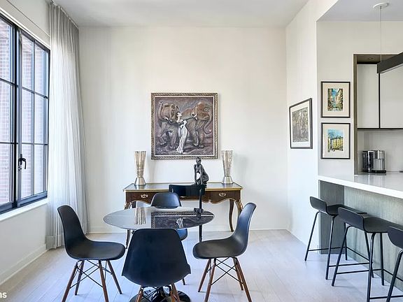 3rd image of 959 1st Ave #12D