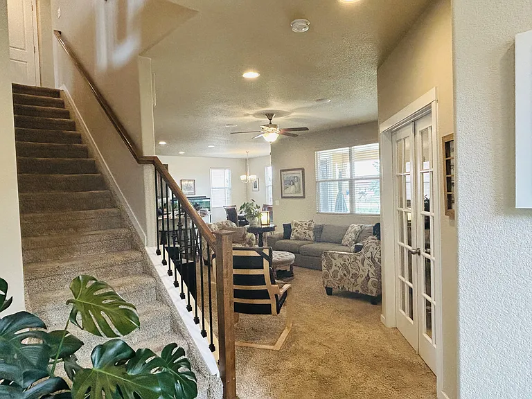 This is what our guests will see. New pad and carpet on the main level !