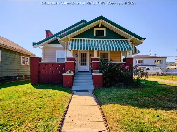 136 5th Ave, South Charleston, WV 25303