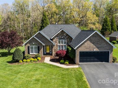 3894 Brickfield St, Hickory, NC, 28602