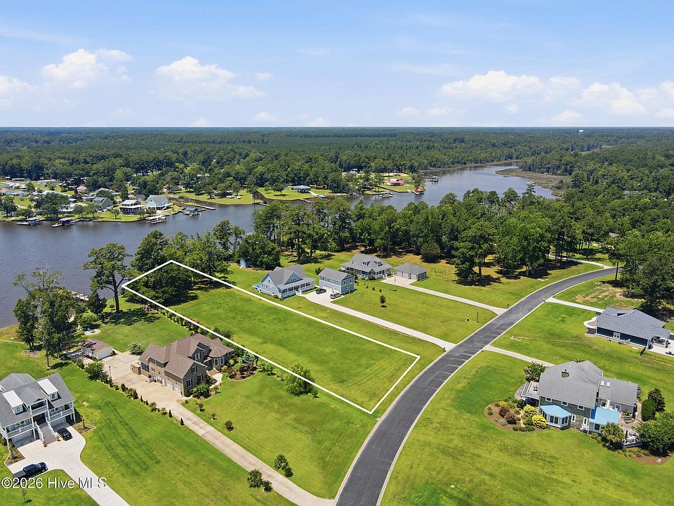 1st image of 434 Southern Plantation Drive S