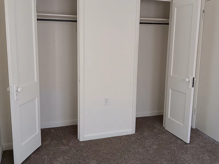 301 E State Ave — Photo 2