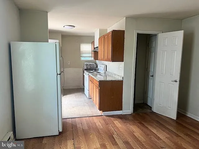 149 E Franklin St — Photo 7