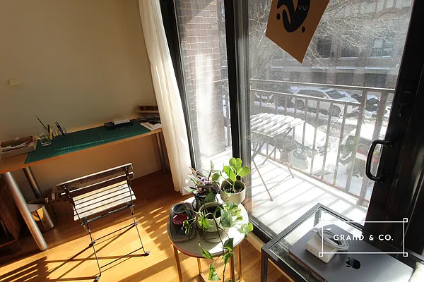 Rented by Grand & Co. | media 19