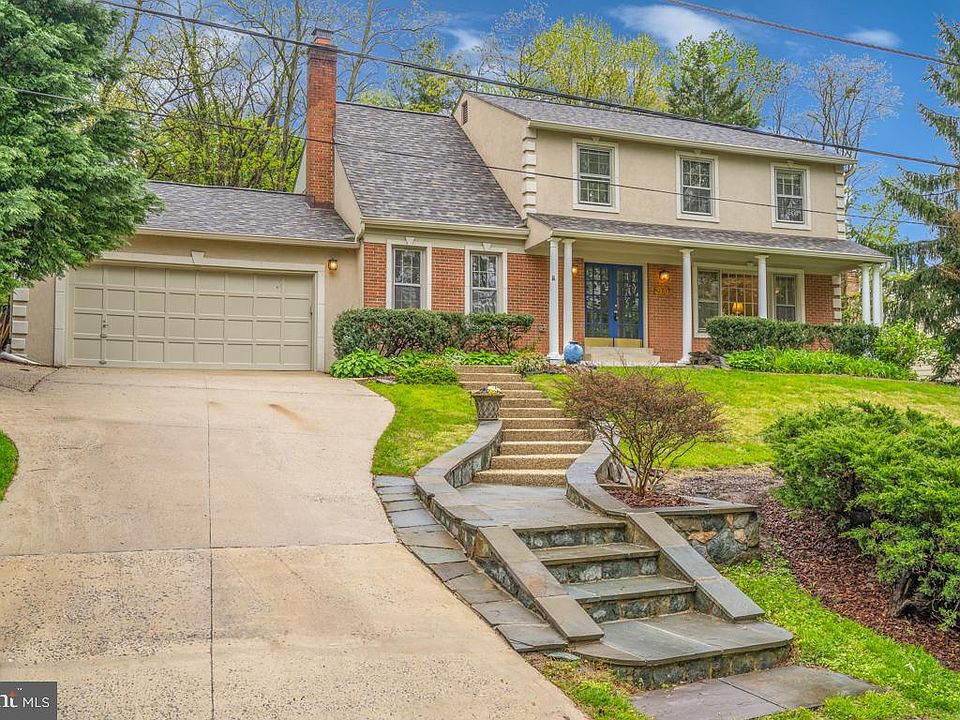 1st image of 9707 Stoneybrook Dr