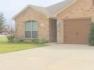 816 Azalea Trl UNIT 3, Waxahachie, TX 75165