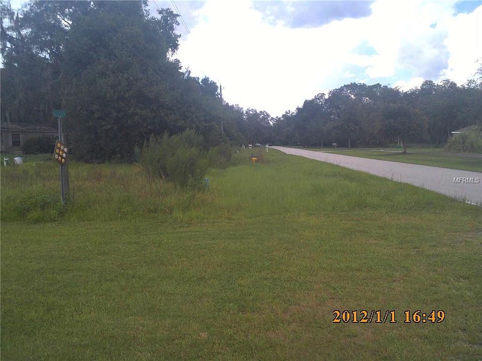 2nd image of 15118 Rails Rd