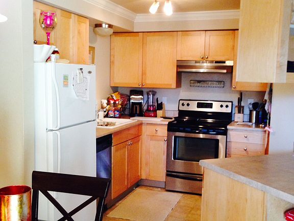 5th image of 23410 18th Ave S APT D101