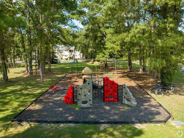 Princeton Place — Photo 10