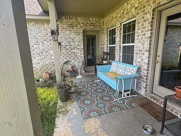 4th image of 250 Liberty Loop