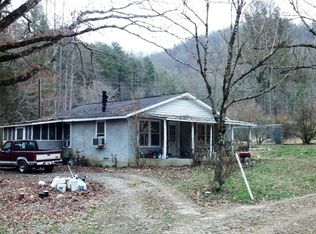 575 Caldwell Rd, Brasstown, NC 28902