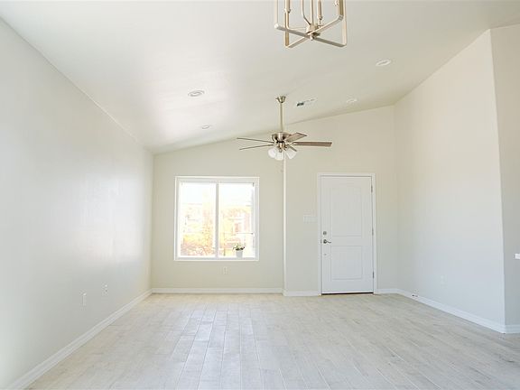 4th image of 3557 S Devane Dr