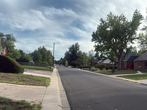 5th image of 2660 Krameria St