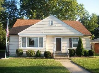 727 Lehnertz Ave, Aurora, IL 60505