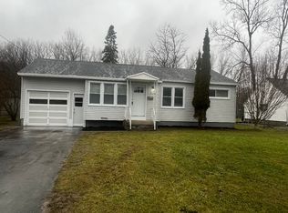 326 Everingham Rd, Syracuse, NY 13205